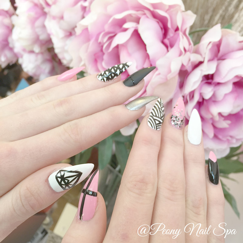 Peony Nail Spa Image